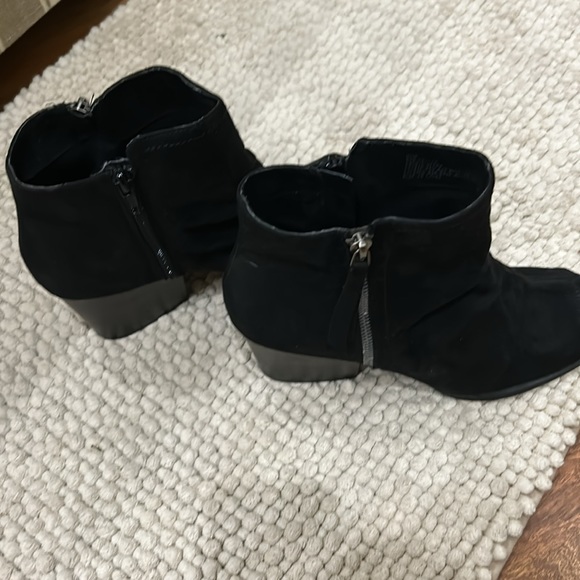 Black open toe booties - Picture 3 of 6